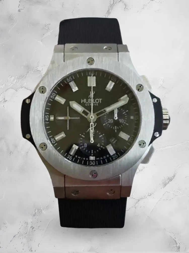 Black watch presented for early Christmas gift planningslider_item_3