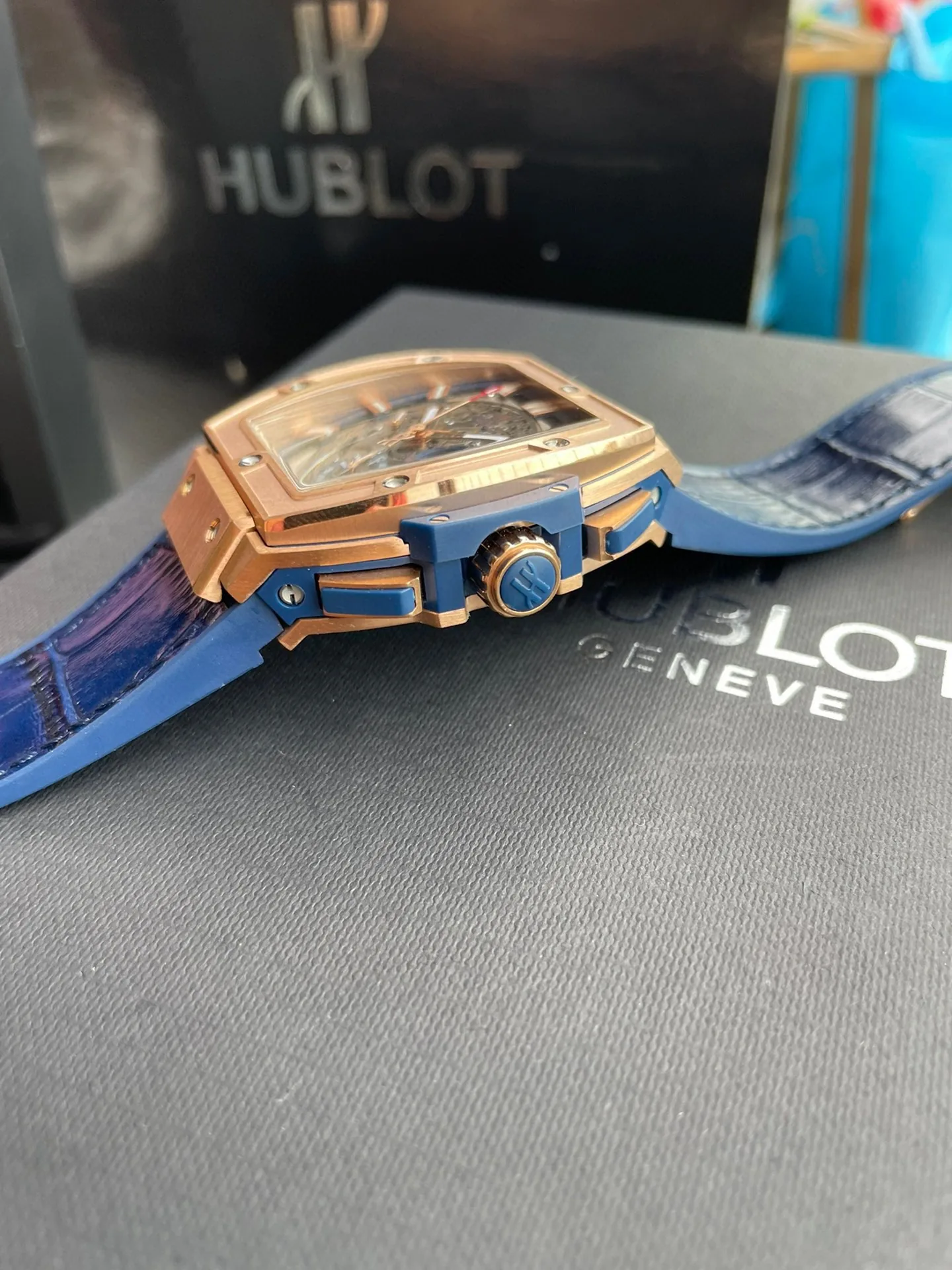 HUBLOT Big Bang Men's 4700 45mm PMX004 Leather Blue Strap - IVR
