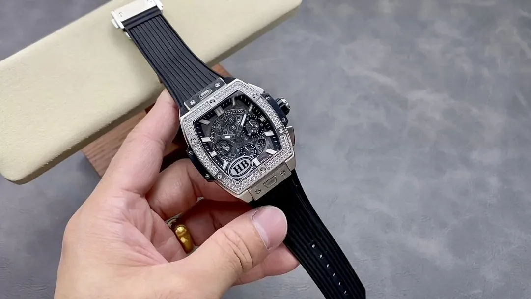 Hublot Spirit Of Big Bang Replica 642.NX.0170.RX.1104 42mm Grey Dial Watch