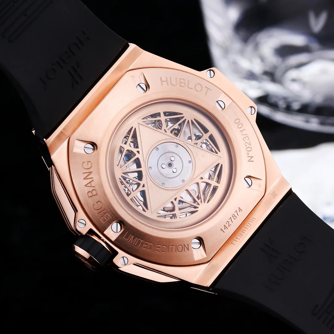 Hublot Big Bang Replica Unico Sang Bleu II Rose Case Watch