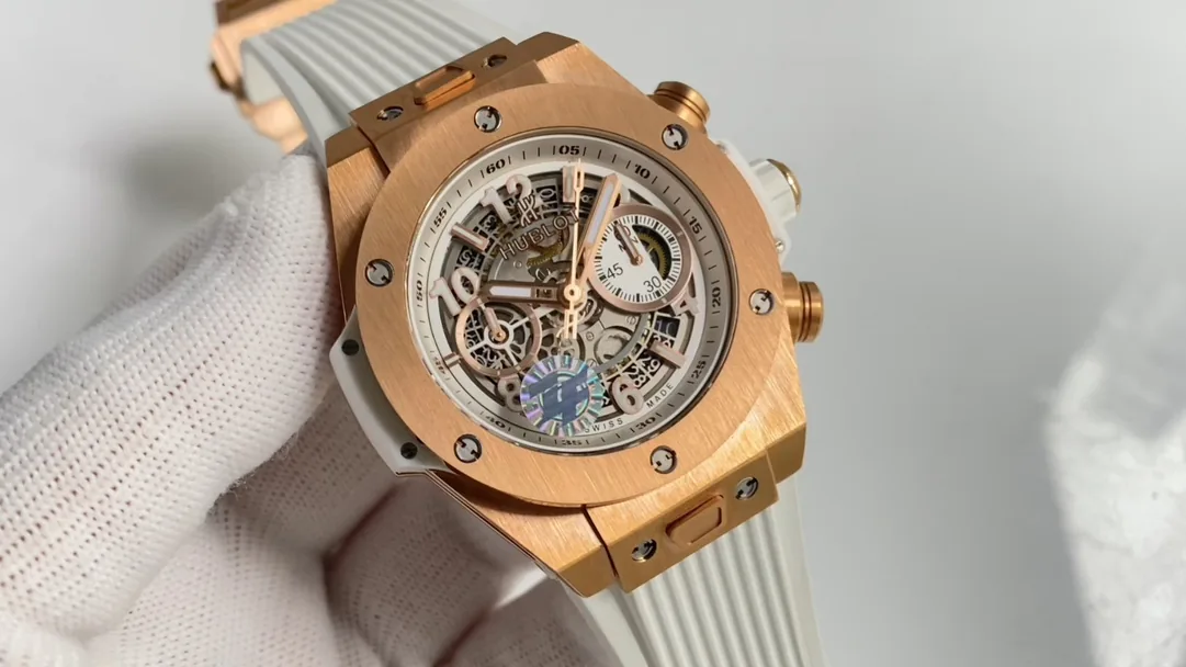 Luxury Swiss 42mm Hublot Big Bang Unico Replica Skeleton Dial White Rubber Strap Watch