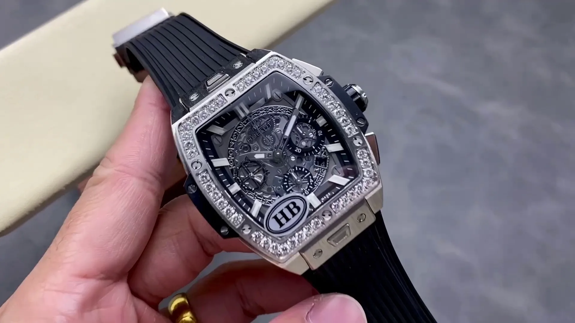 Hublot Spirit Of Big Bang Replica 642.NX.0170.RX.1104 42mm Black Grey Dial Watch