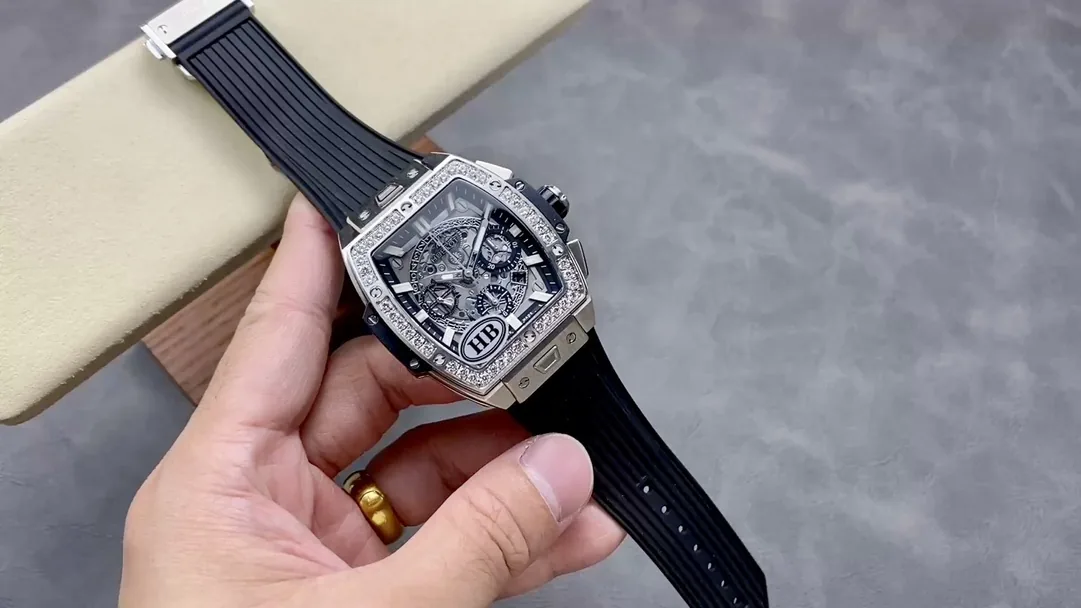 Hublot Spirit Of Big Bang Replica 642.NX.0170.RX.1104 42mm Black Grey Dial Watch