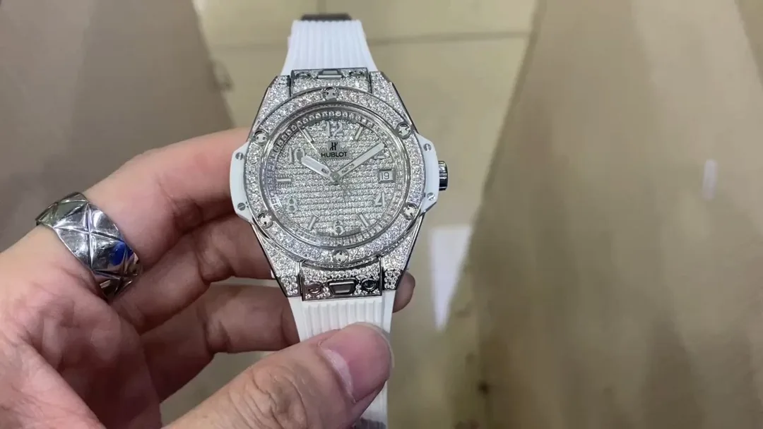Hublot Big Bang Replica 39mm One-Click Stainless Steel White Full Pave Watch