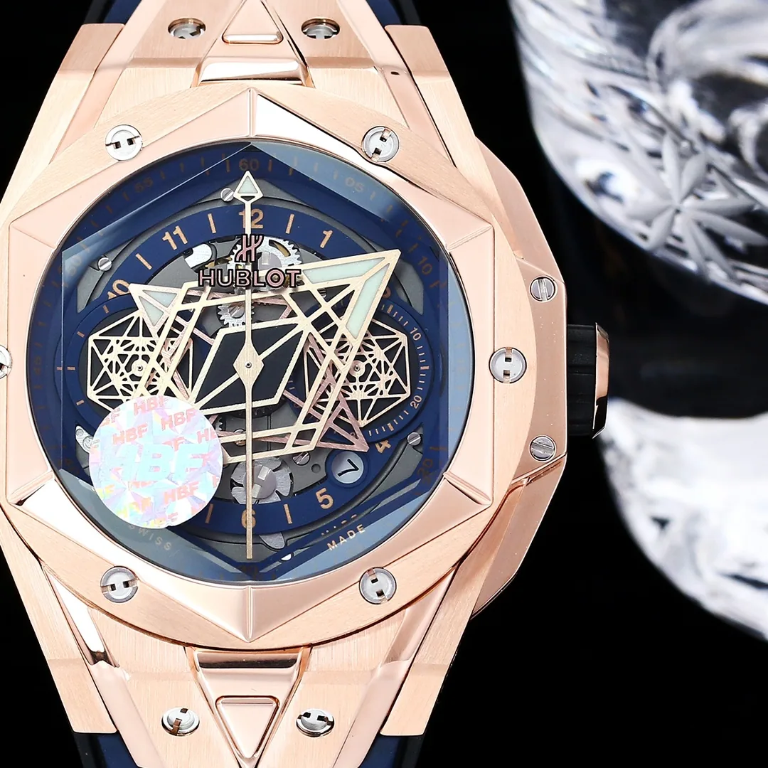 Hublot Big Bang Replica Unico Sang Bleu II Rose Case Watch