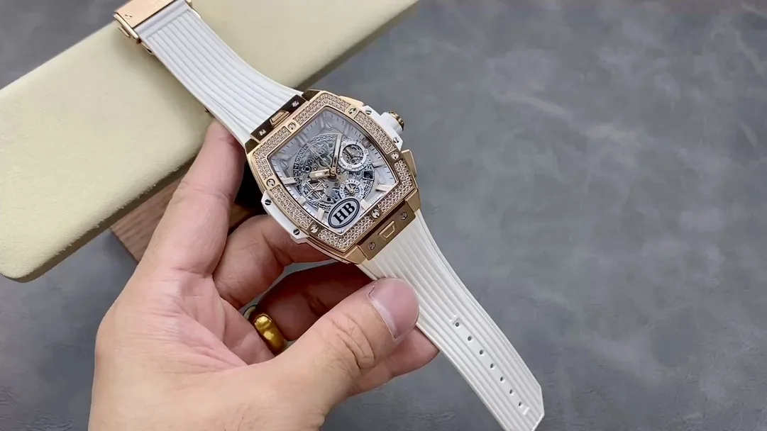 Hublot Spirit Of Big Bang Replica 642.OE.2010.RW.1204 42mm Rose Gold White Diamond Watch