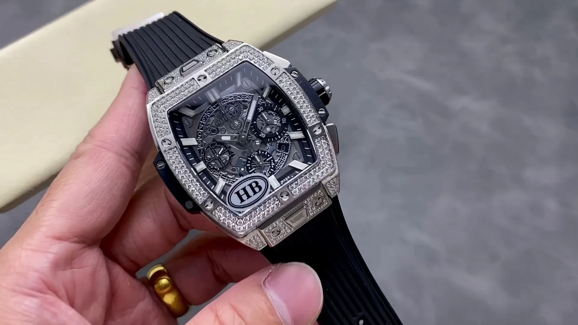 Hublot Spirit Of Big Bang Replica 642.NX.0170.RX.1704 42mm Silver Diamond Watch